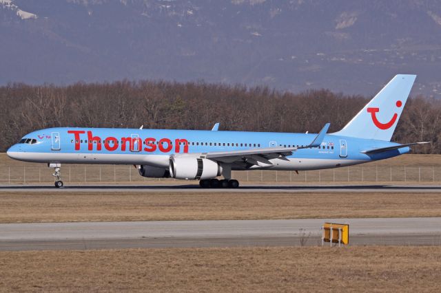 Boeing 757-200 (G-OOBH)