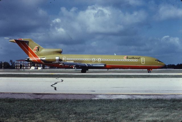 BOEING 727-200 (N406BN) - Southwest operated several 727s between 1979 and 1985.  This ex-Braniff -291 series aircraft was leased from 3/79 to 1/80.  It was part of a settlement between Braniff and Southwest regarding Southwests right use DAL.  The other aircraft operated were N551PE, N561PE, N563PE, N564PE, N566PE, N569PE.  All of these were -227 series obtained from People Express.  They were orginaly with Braniff.