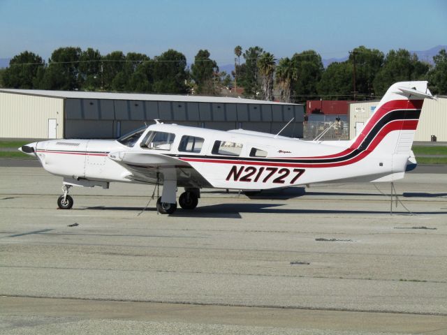 Piper Lance 2 (N21727) - On the ramp