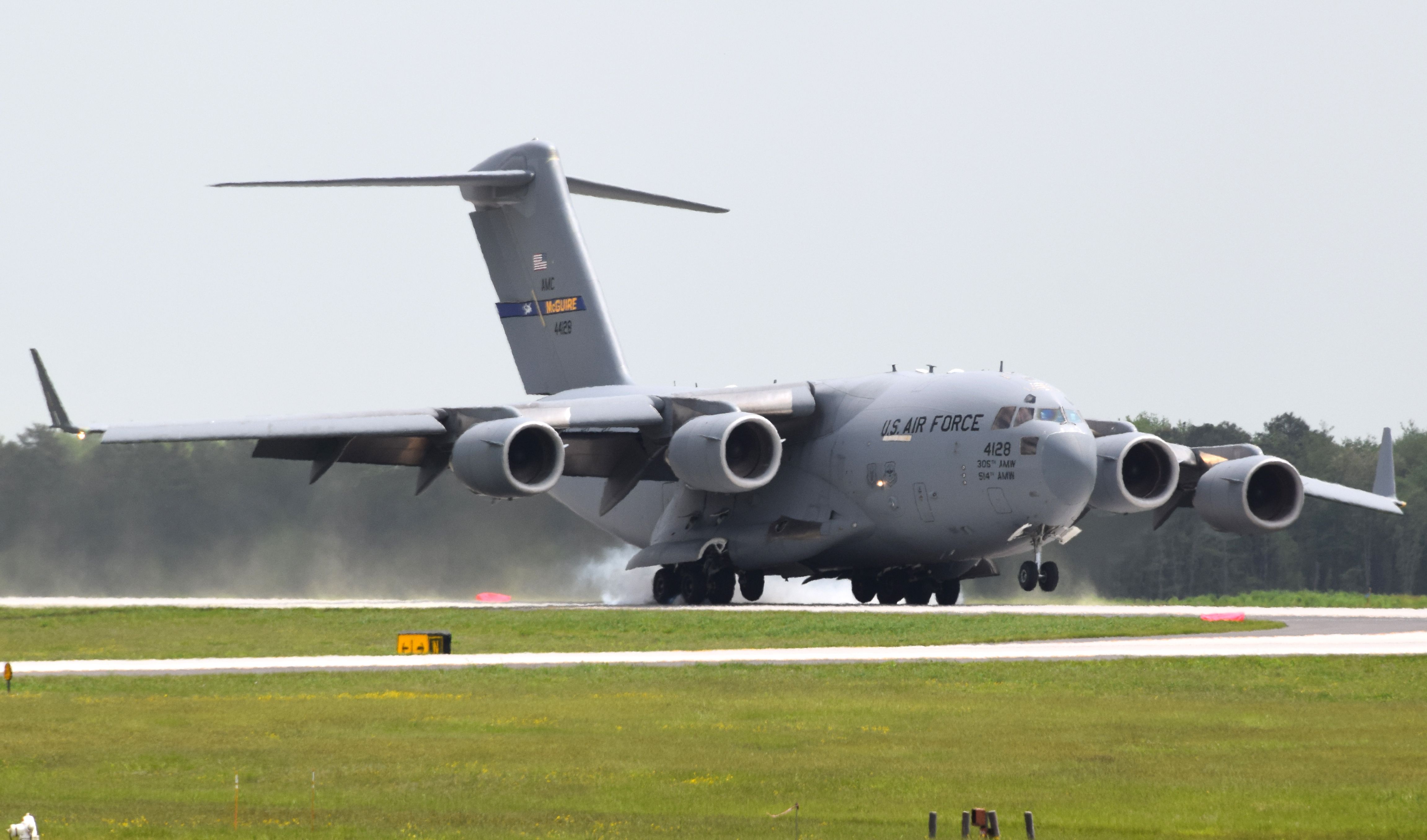 Boeing Globemaster III —