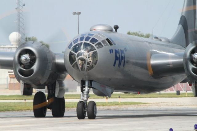 Boeing B-29 Superfortress (N529B)