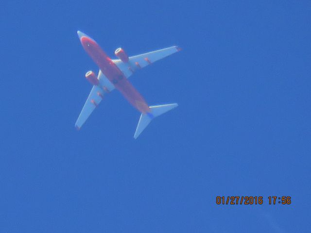 Boeing 737-700 (N7746C)