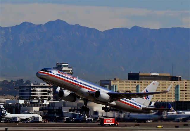 Boeing 757-200 (N193AN)