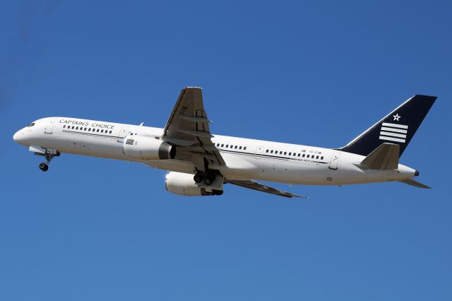 Boeing 757-200 (TF-FIW)