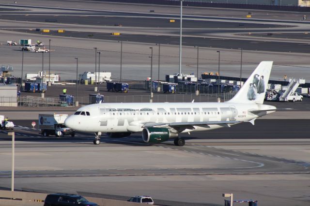 Airbus A319 (N939FR)