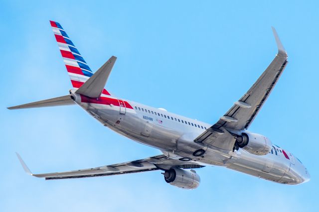 Boeing 737-800 (N884NN) - 11/29/2020