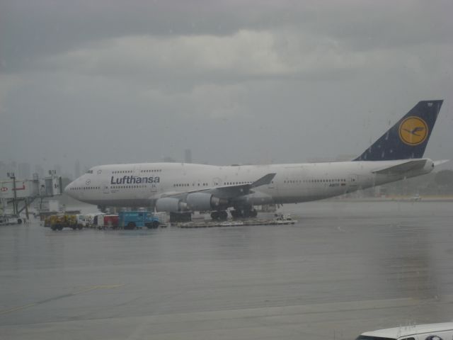 Boeing 747-400 (D-ABTF)