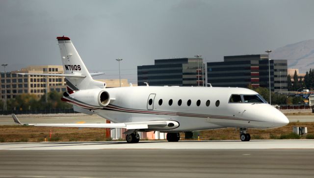 Gulfstream American Gulfstream 2 (N711QS) - Taxiing for take off from 30R, 10-10-2012