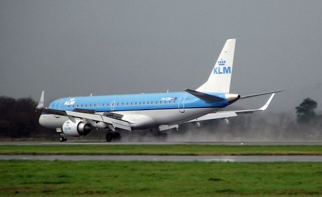 PH-EZM — - KLM