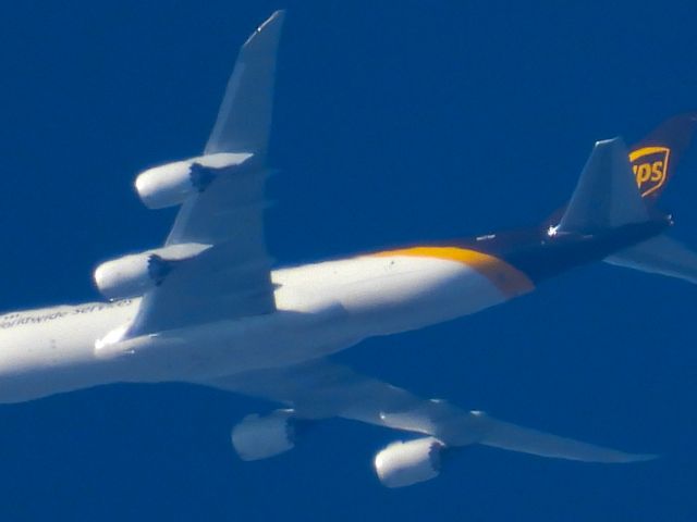 BOEING 747-8 (N621UP)