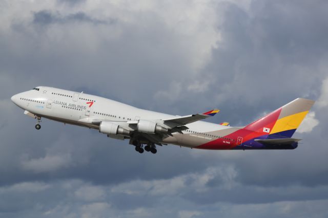 Boeing 747-400 (HL7418)