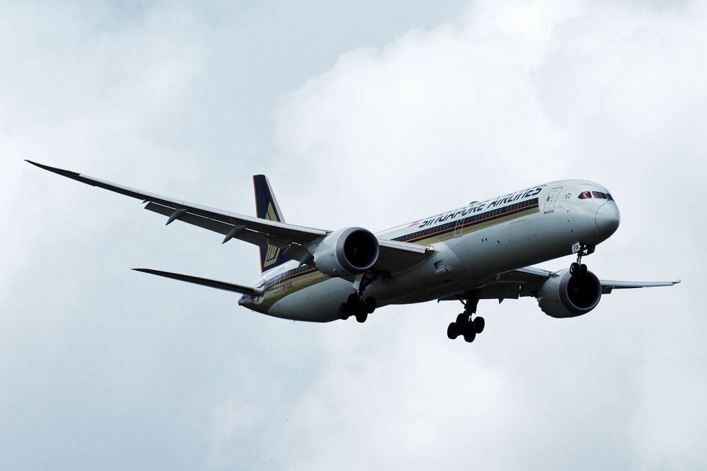 BOEING 787-10 Dreamliner (9V-SCK) - Boeing 787-10 Dreamliner  Singapore Airlines 9V-SCK YPPH 26 September 2021