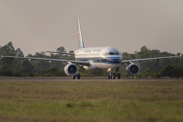 Airbus A320 (B-6623) - 24th Dec., 2014