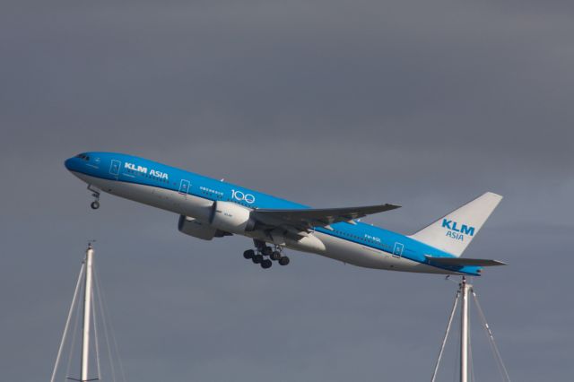 Boeing 777-200 (PH-BQL)