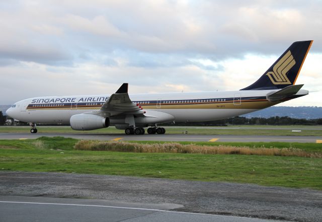 Airbus A330-300 (9V-STT) - Singapore Airlines A330-300 9V-STT. Taxiing to the day after completing its flight from Singapore as SQ277.