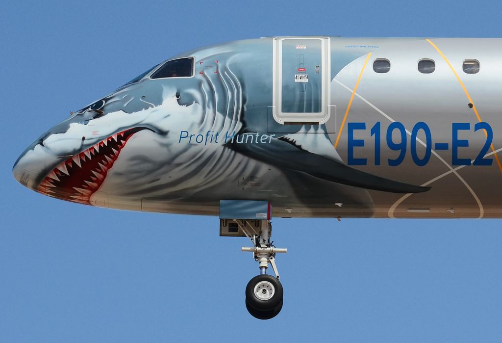 Embraer E190-E2 (PR-ZGQ)