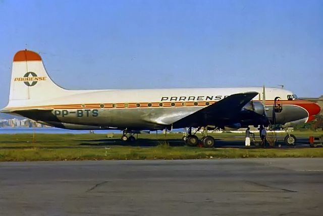 Douglas C-54 Skymaster (PP-BTS)