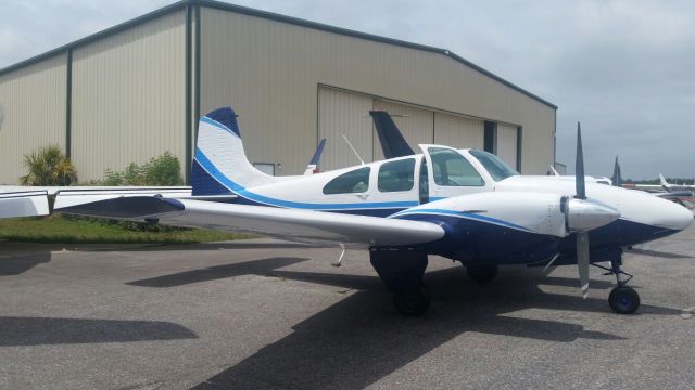 Beechcraft Travel Air (N14DA)