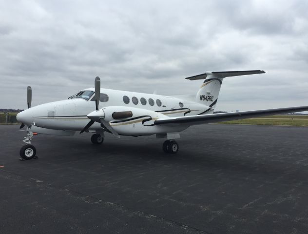 Beechcraft Super King Air 200 (N949RE)