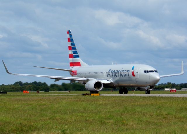 Boeing 737-800 (N926NN)