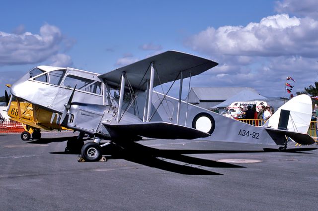 DE HAVILLAND DH-84 Dragon (VH-AML) - DE HAVILLAND (AUSTRALIA) DH-84A DRAGON 3 REG VH-AML (CN 2081) - MANGALORE AIRPORT VIC. AUSTRALIA - YMNG (15/4/1990)