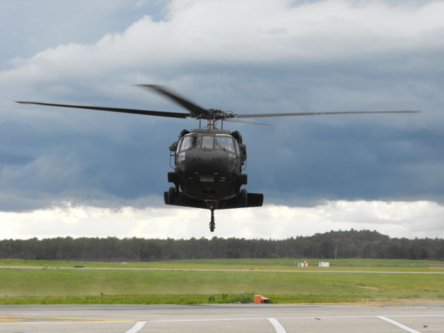 Sikorsky S-70 (02-6242) - A frequent guest here in Tallahassee, this UH-60 out of Ft. Rucker is repositioning to a taxiway for departure.