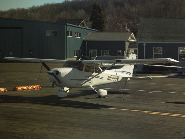 Cessna Skyhawk (N51804)