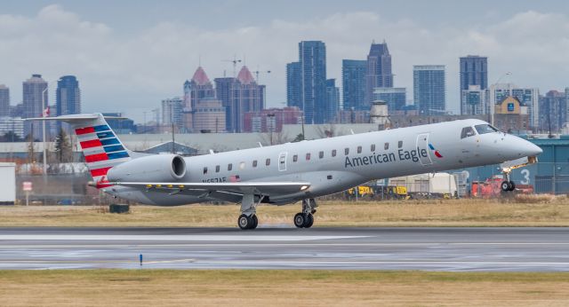 Embraer ERJ-145 (N657AE)