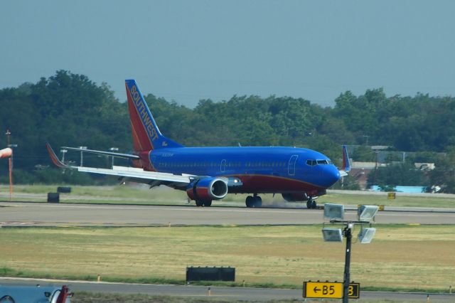 Boeing 737-700 (N363SW)