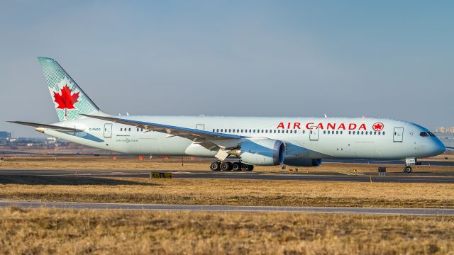 Boeing 787-9 Dreamliner (C-FNOG)