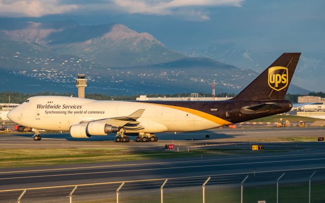 Boeing 747-400 (N581UP)