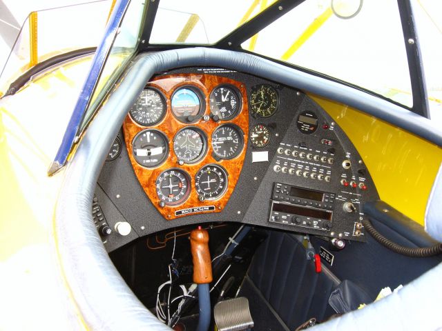 WACO O (N569W) - Inside cockpit