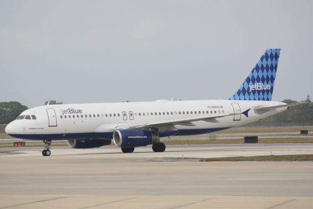 Airbus A320 (N506JB) - JetBlue Flight 1187 "Wild Blue Yonder" (N506JB) arrives at Sarasota-Bradenton International Airport following a flight from Boston-Logan International Airport