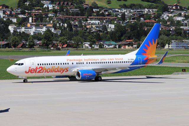 Boeing 737-800 (G-JZHU)