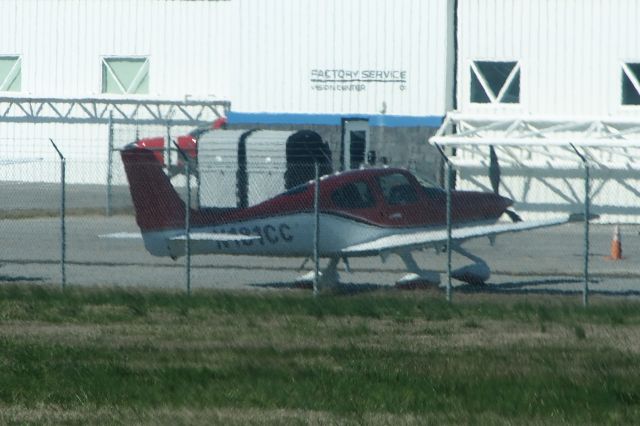 Cirrus SR-22 (N181CC)