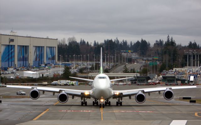 Boeing 747-200 (N770BA)