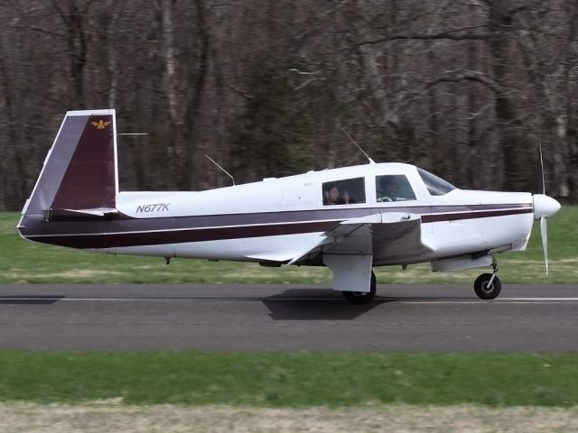 Mooney M-20 (N677K)