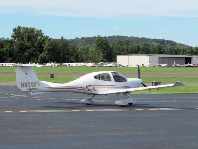 Diamond DA-20 (N920PA) - A modern aircraft.