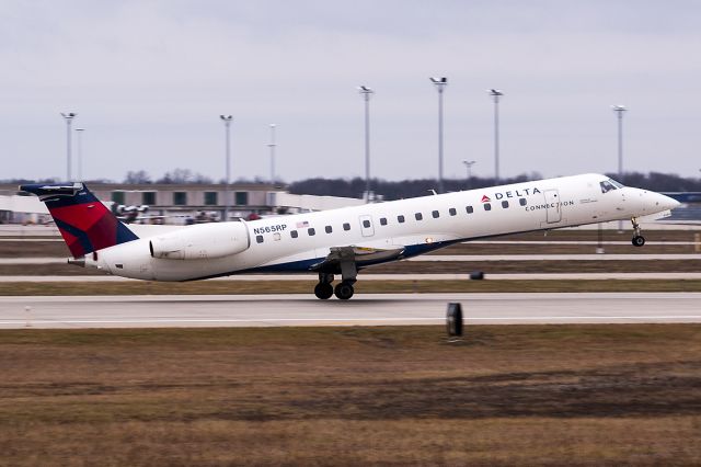 Embraer ERJ-145 (N565RP)