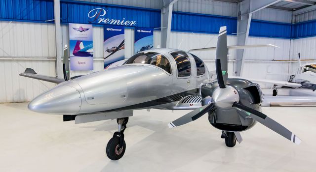 Diamond DA-62 (N1MF)