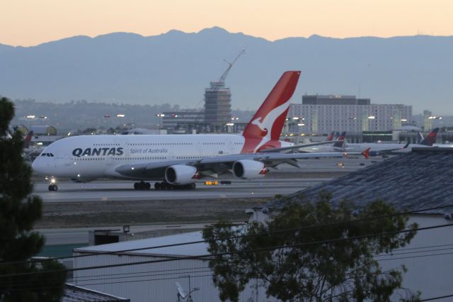 Airbus A380-800 (VH-OQA)