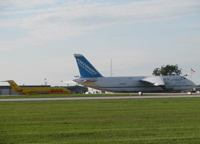 Antonov An-124 Ruslan (UR-82072) - David and Goliath at KRFD