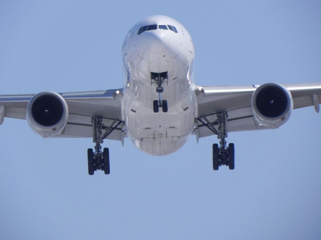 Boeing 777-200 (JA712A)