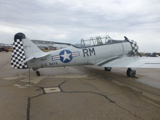 North American T-6 Texan (N30JF)