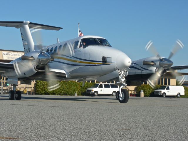 Beechcraft Super King Air 200 (N50HV)