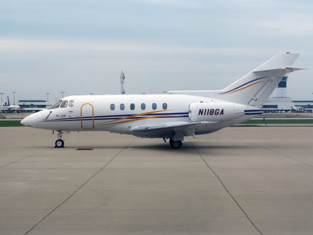 Hawker 800 (N118GA)