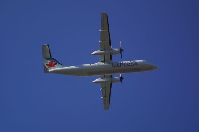 de Havilland Dash 8-300 (C-GVTA)