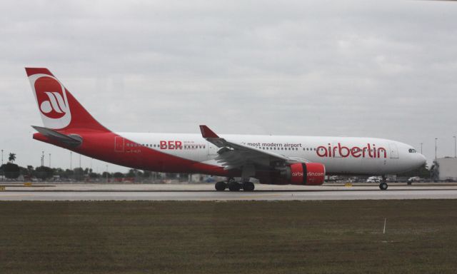 Airbus A330-200 (D-ALPI)
