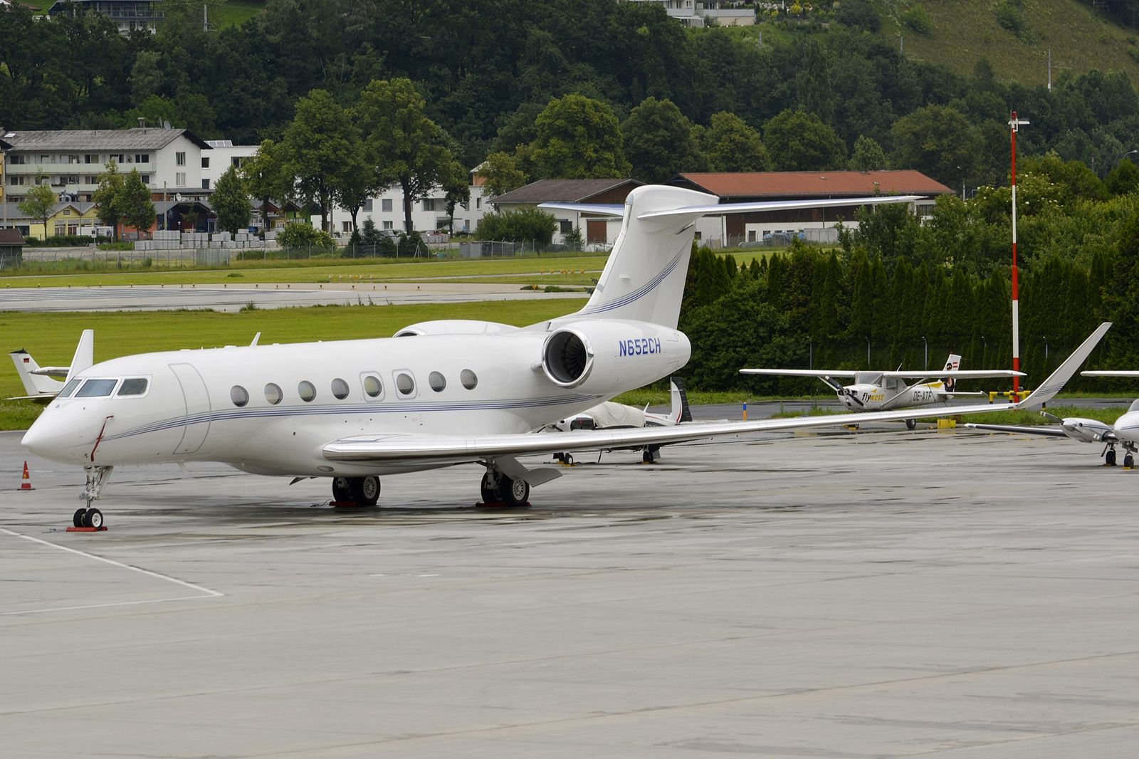 Gulfstream Aerospace Gulfstream G650 (N652CH)