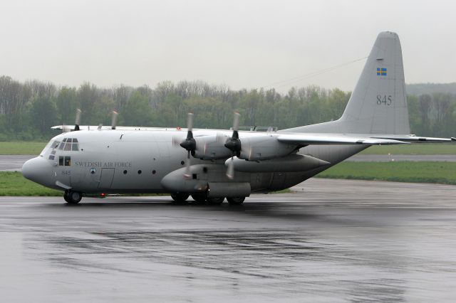 Lockheed C-130 Hercules (SAF845)